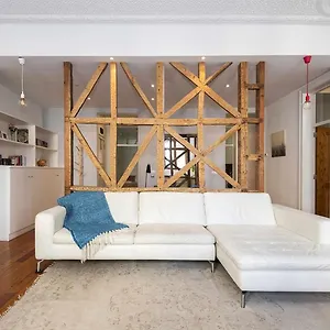 pombalino-design-apartment-in-baixa-chiado.hotels-lisbon-portugal.com/